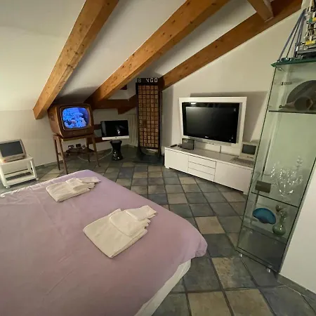 Indipendenza 58 Gasthuis