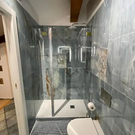 Indipendenza 58 Gasthuis Bologna