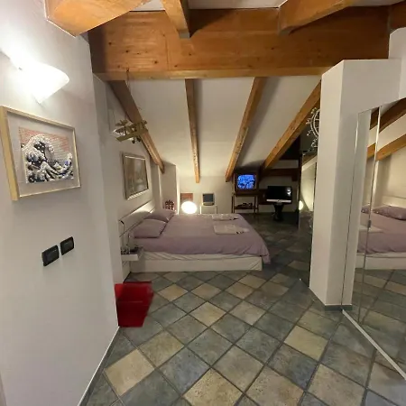 Suites Indipendenza 58 *
